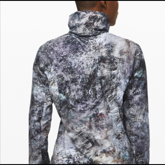 HOST PICK 🥰Lululemon NWT Here To Move Jacket - Picture 4 of 7